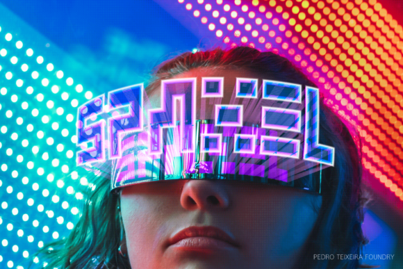 Spaxel: A Retro-Futuristic Display Font for Craft Creations